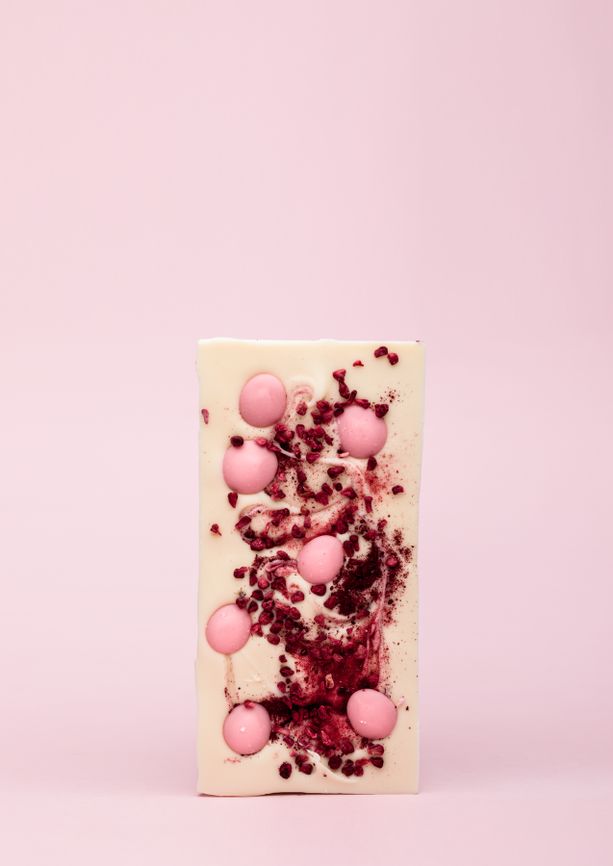 Handmade chocolate from BECH Chokolade in Gudhjem. Elegant chocolate from Bornholm.